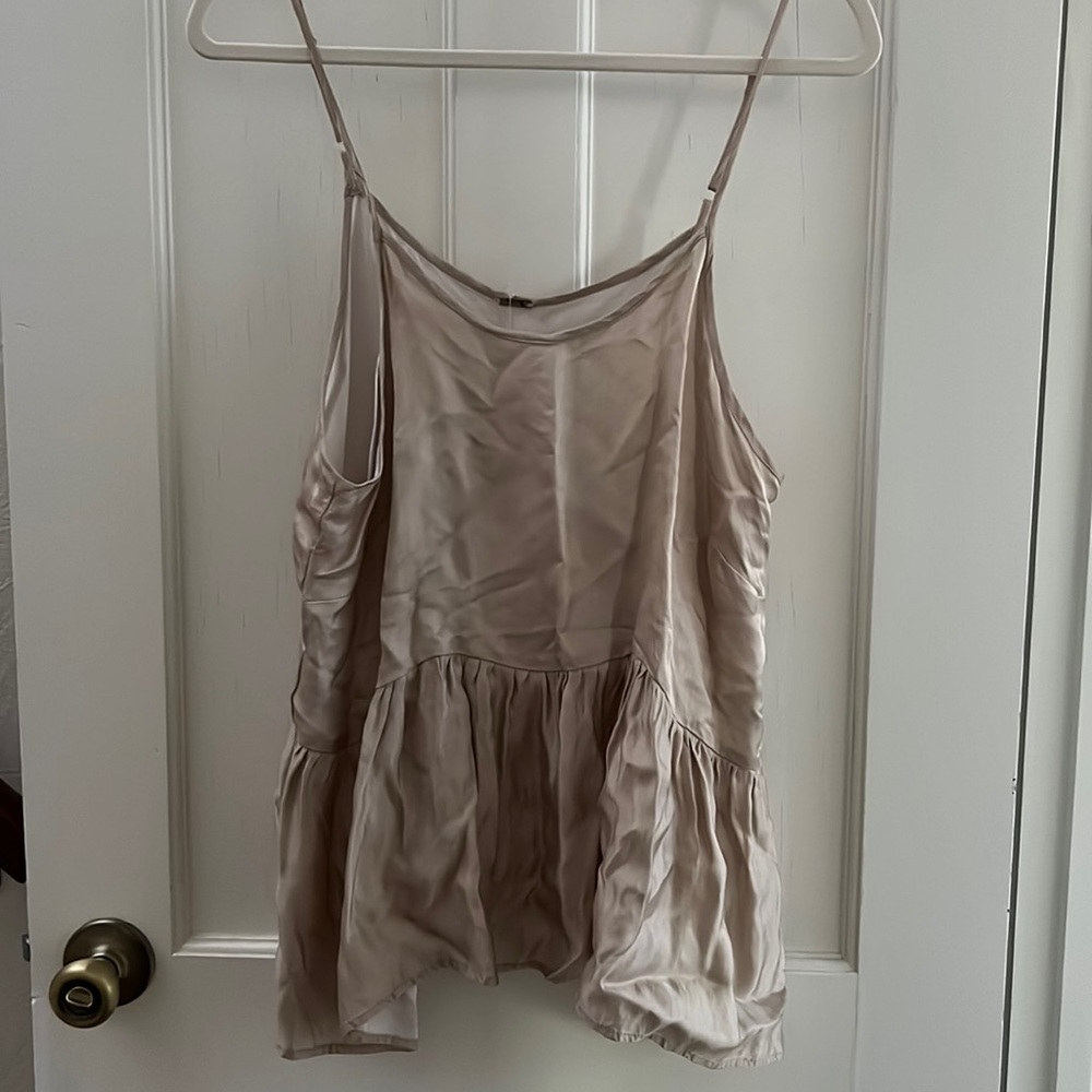 Chan luu tank; 50% silk 50% rayon; NWT